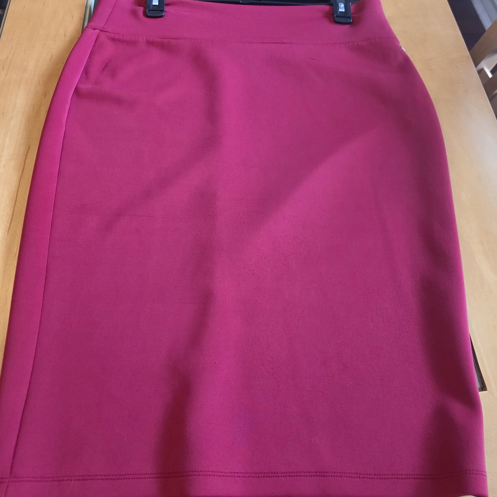 Thalia Sodi Fuchsia Pencil Skirt